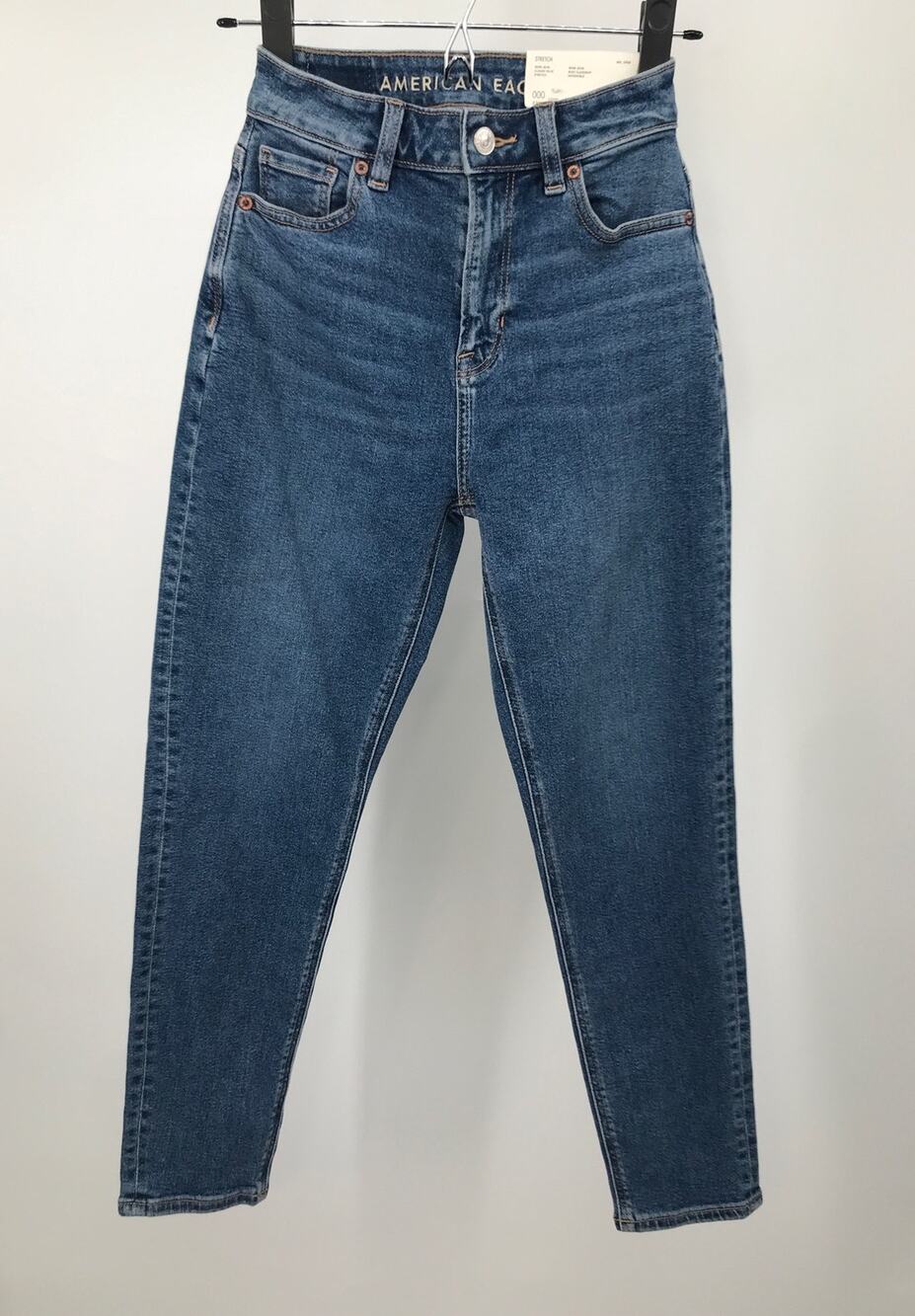 American Eagle Outfitters Medium Wash Mom Jeans Size 23 / 000 Short High Rise